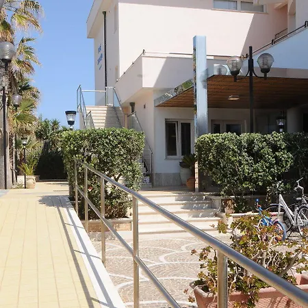 Sirenetta 4* Isola delle Femmine