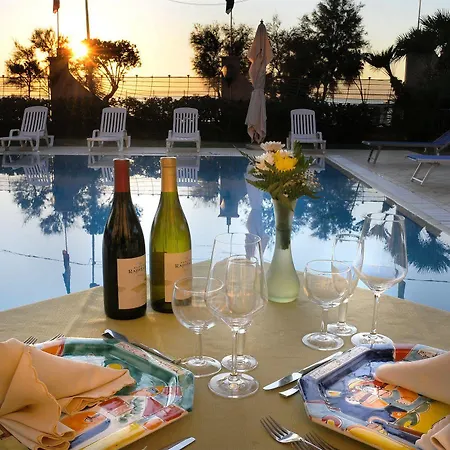 Sirenetta Hotel 4*